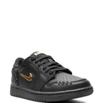 Nike Air Jordan 1 "Black" sneakers